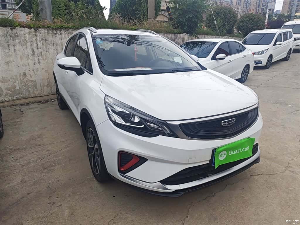 Geely Emgrand, 2020 4