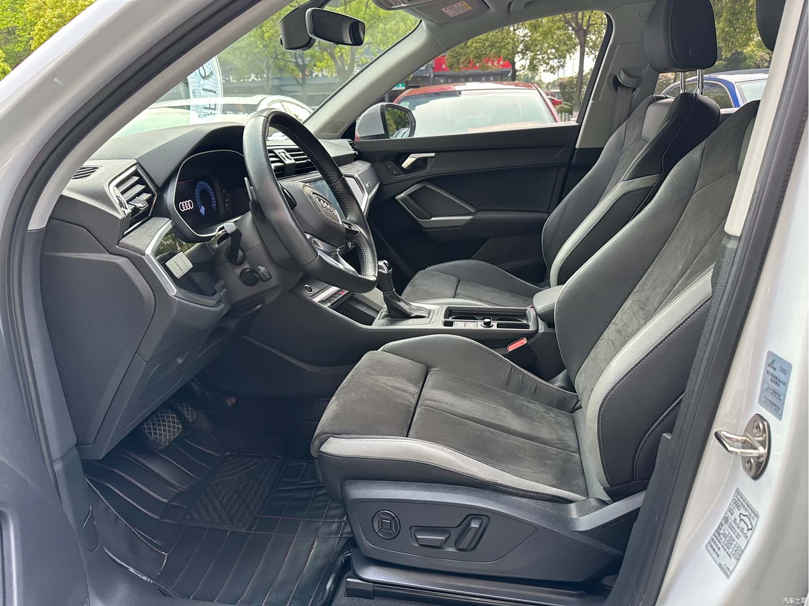 Audi Q3, 2021 9