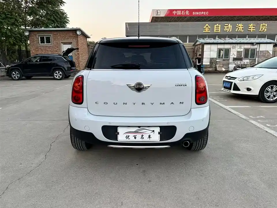 MINI COUNTRYMAN