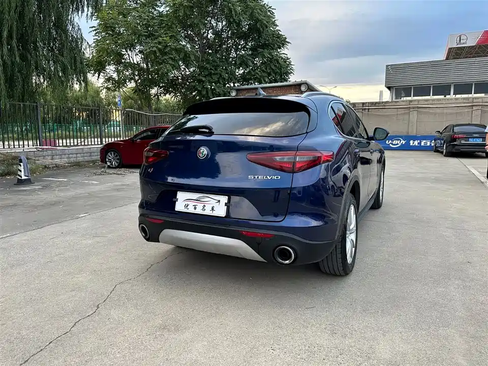 Alfa Romeo Stelvio