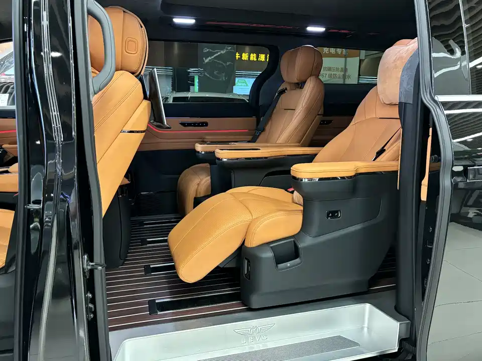 Geely Galaxy Wing true L380