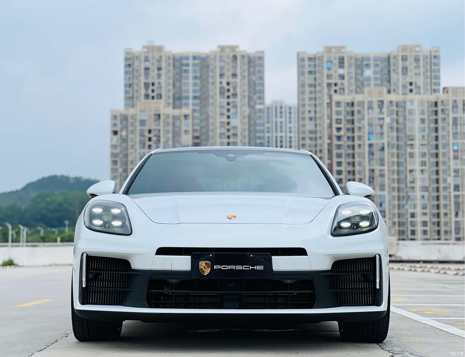 Porsche Panamera, 2025 2