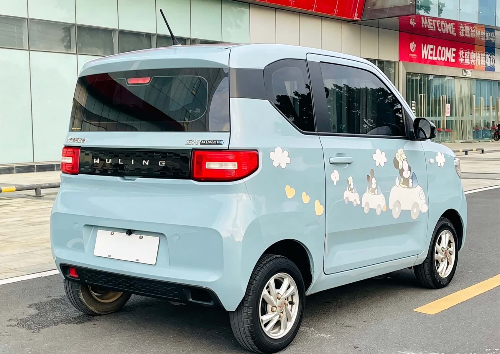 Wuling MINIEV, 2020 все фото