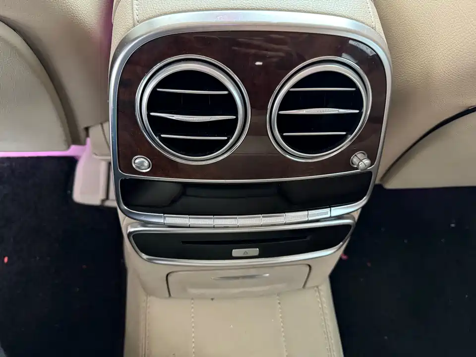 Mercedes-Benz S-class Mercedes-Benz S-class