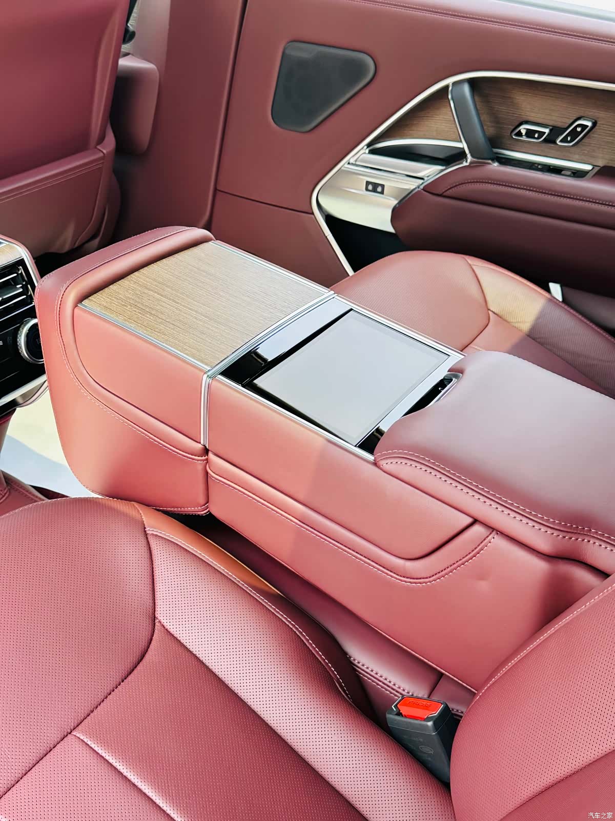 Land Rover Range Rover, 2025 23