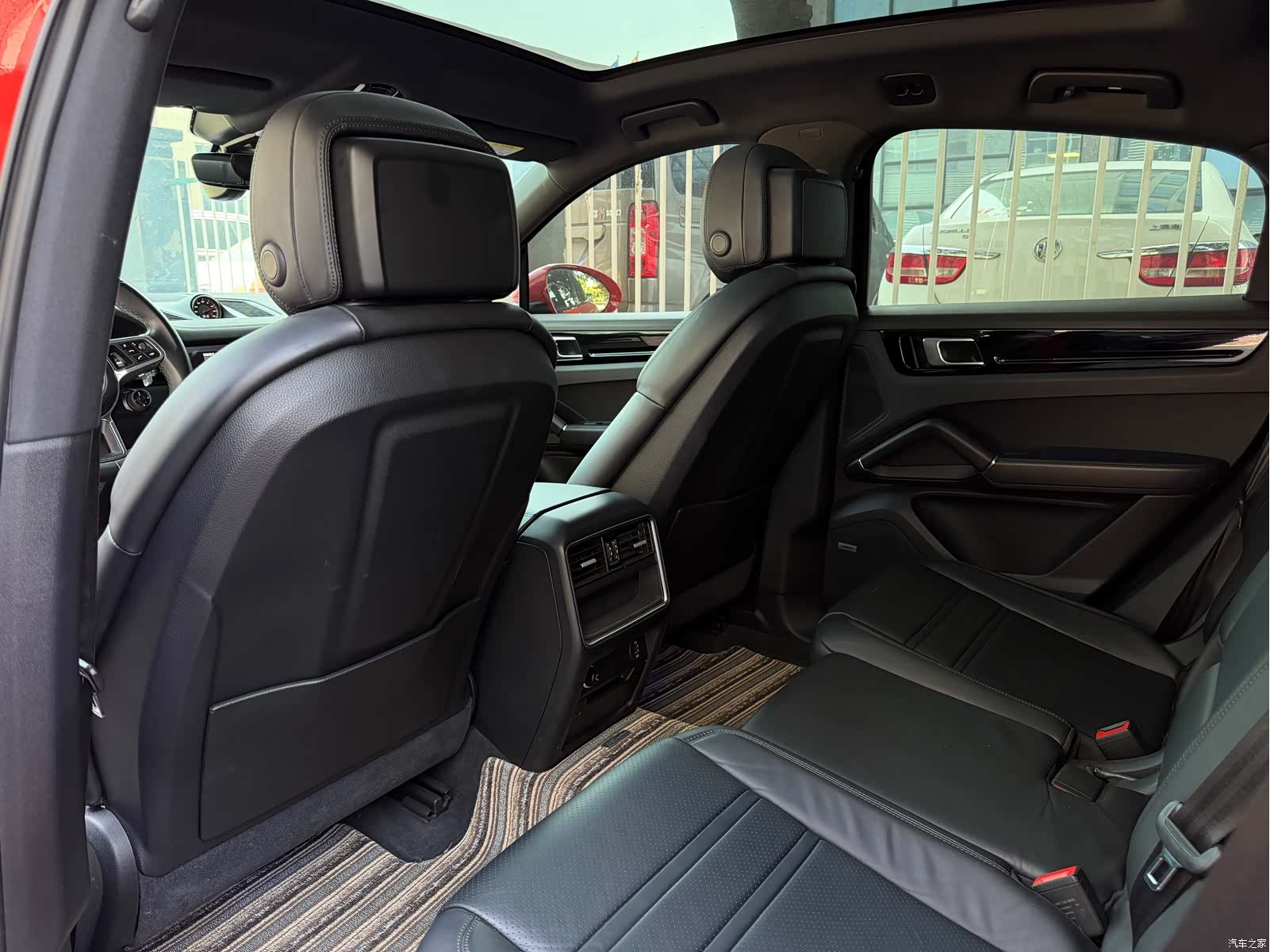 Porsche Cayenne, 2019 9
