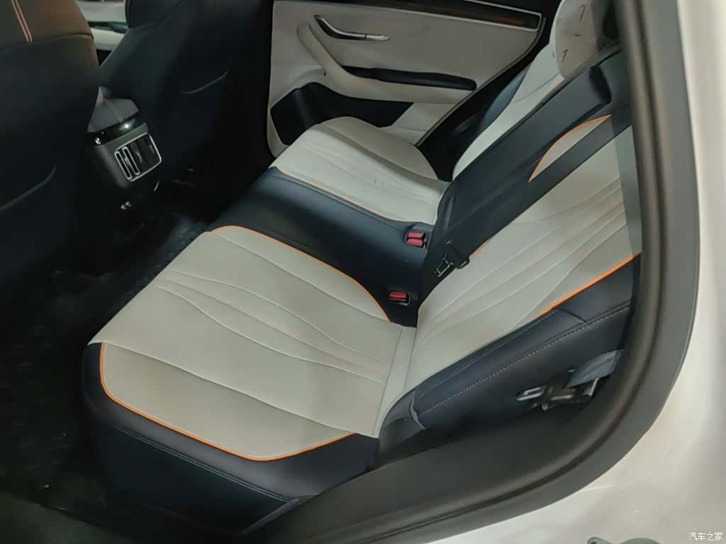 BYD Song, 2022 17