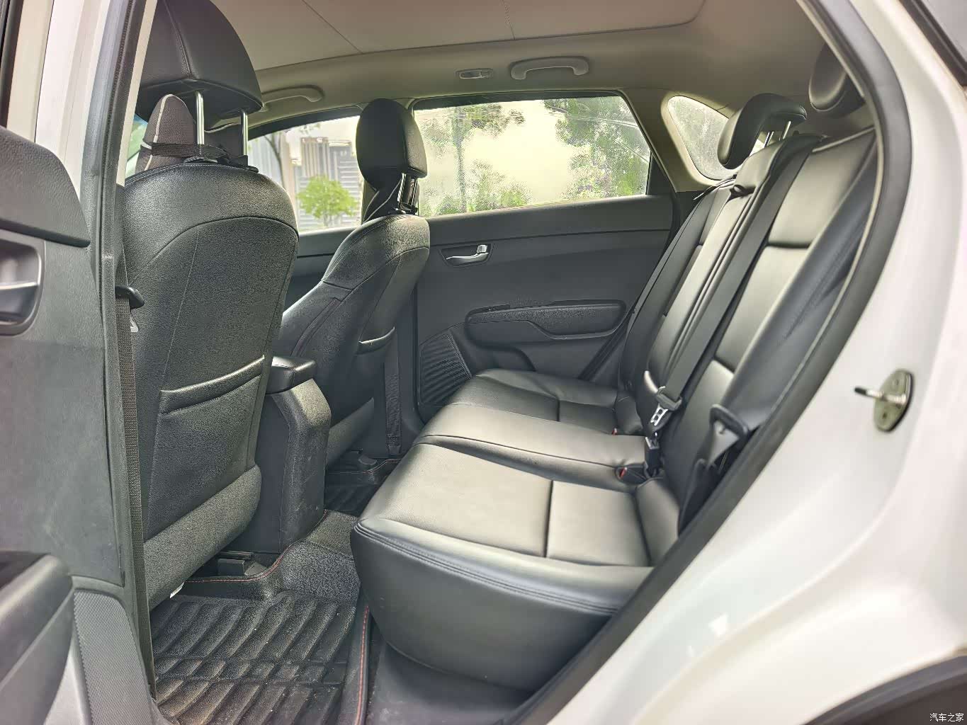Kia KX3, 2015 8