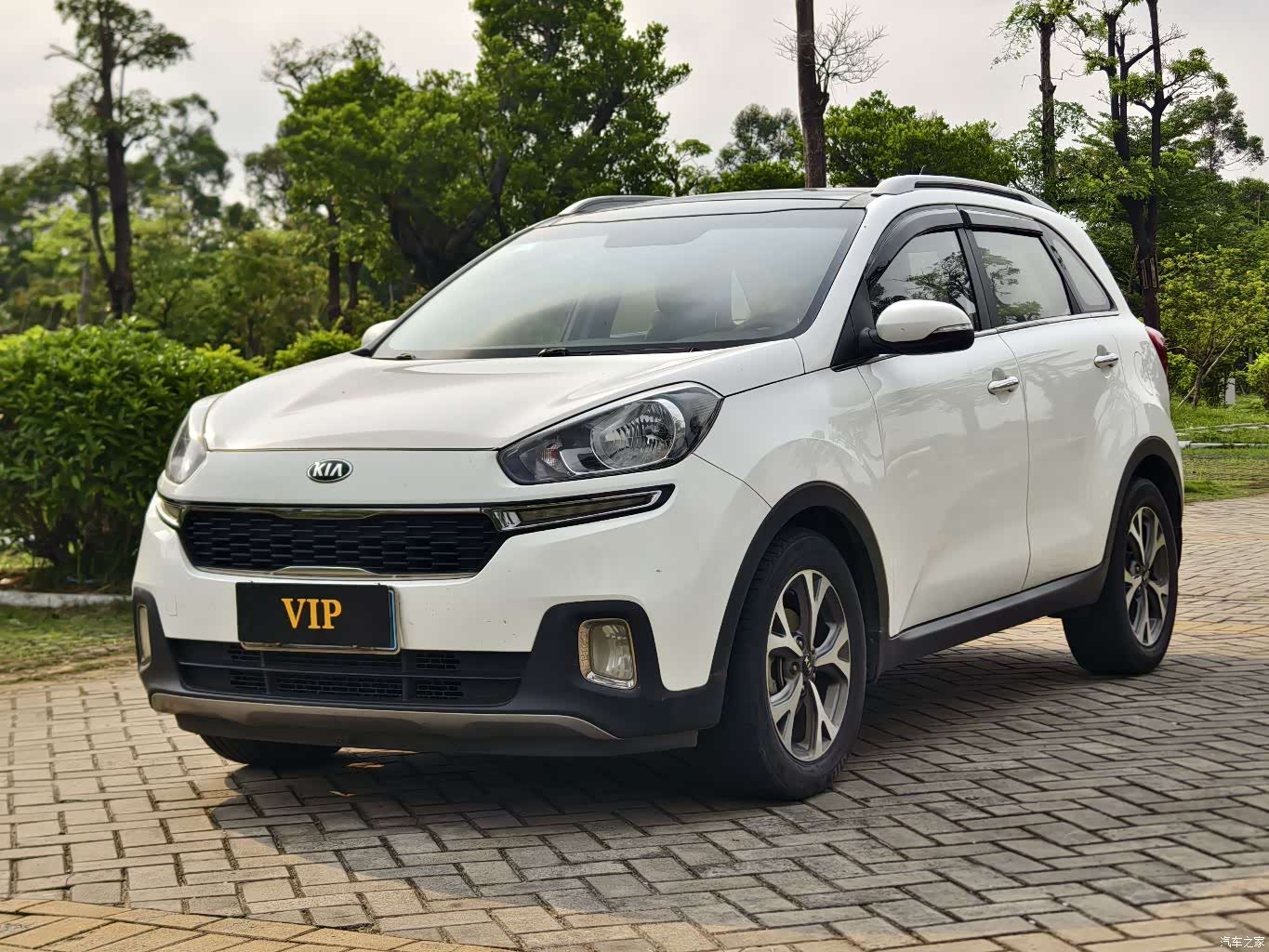 Kia KX3, 2015 1