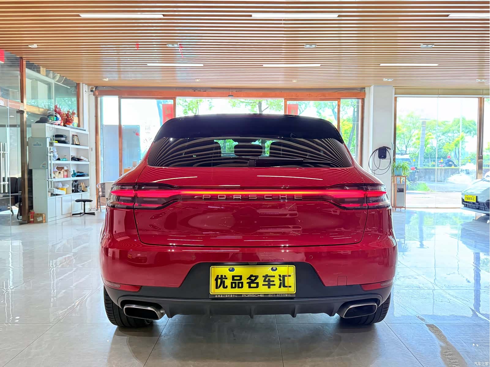 Porsche Macan, 2018 все фото