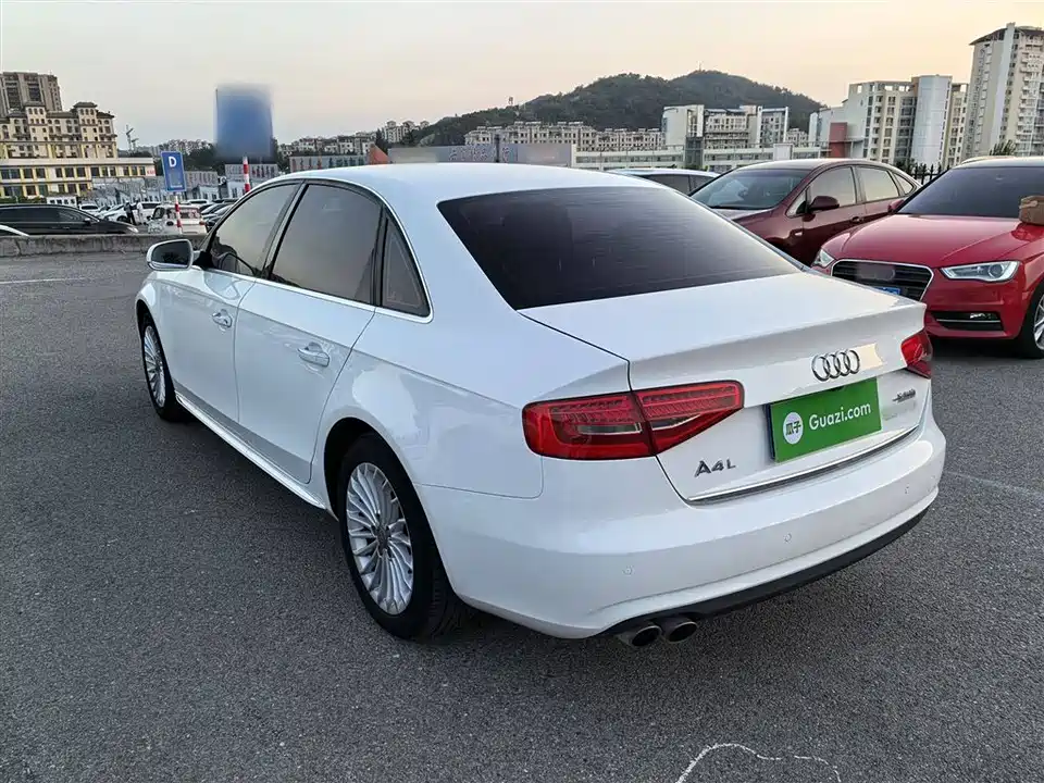 Audi A4L