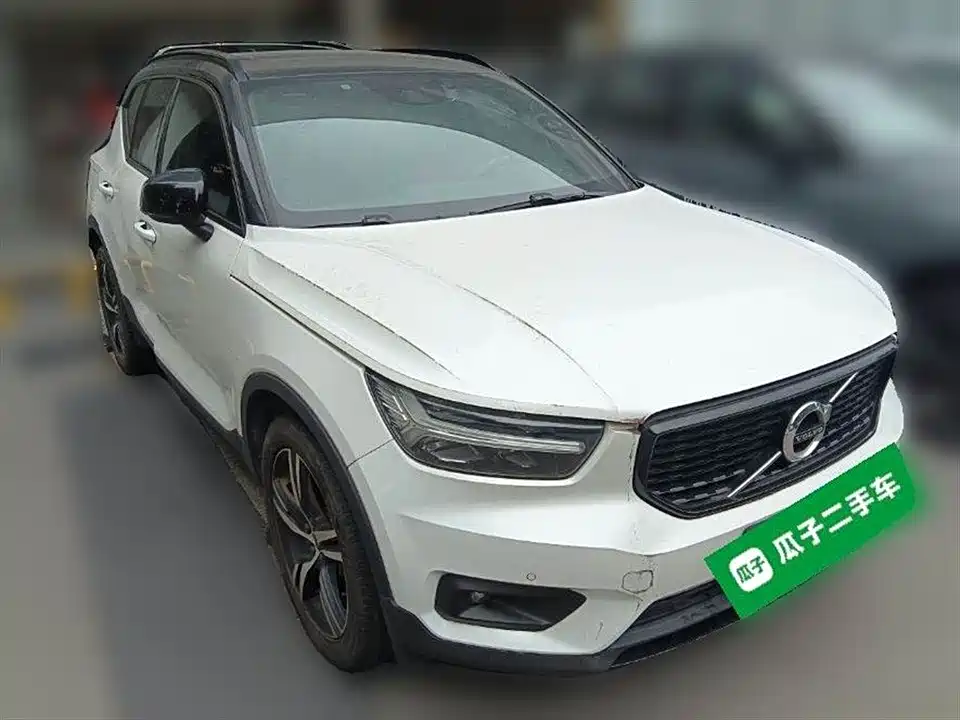 Volvo XC40
