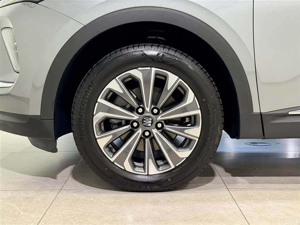 Buick Envision, 2025 10