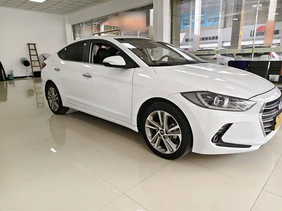 Hyundai Lead