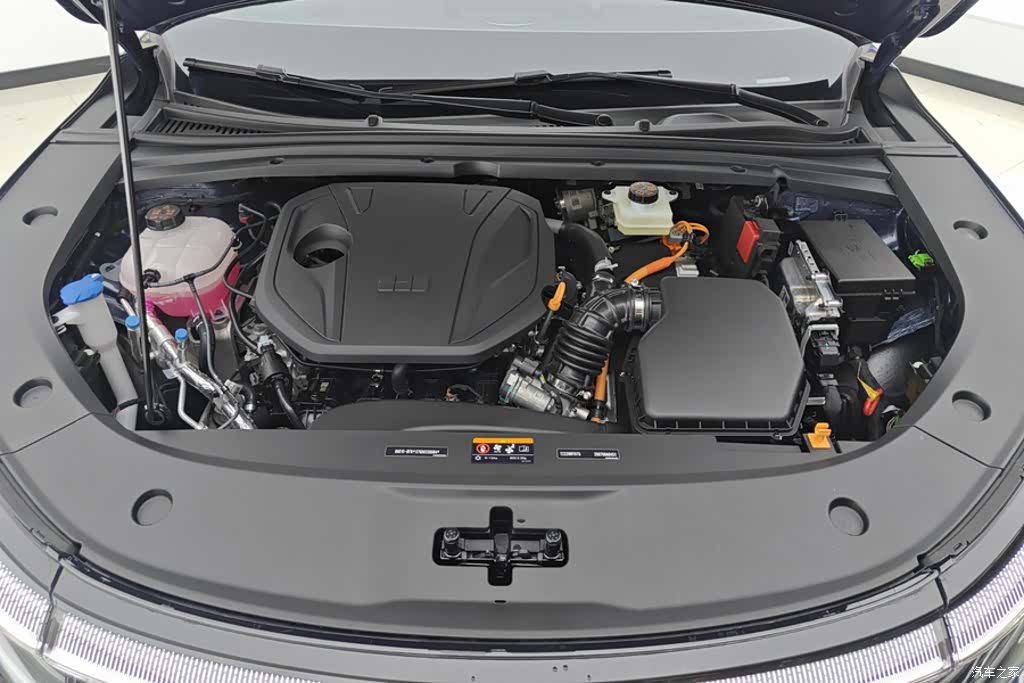 Geely A7, 2025 10