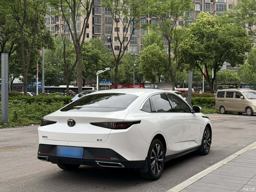 Changan Eado, 2025 11