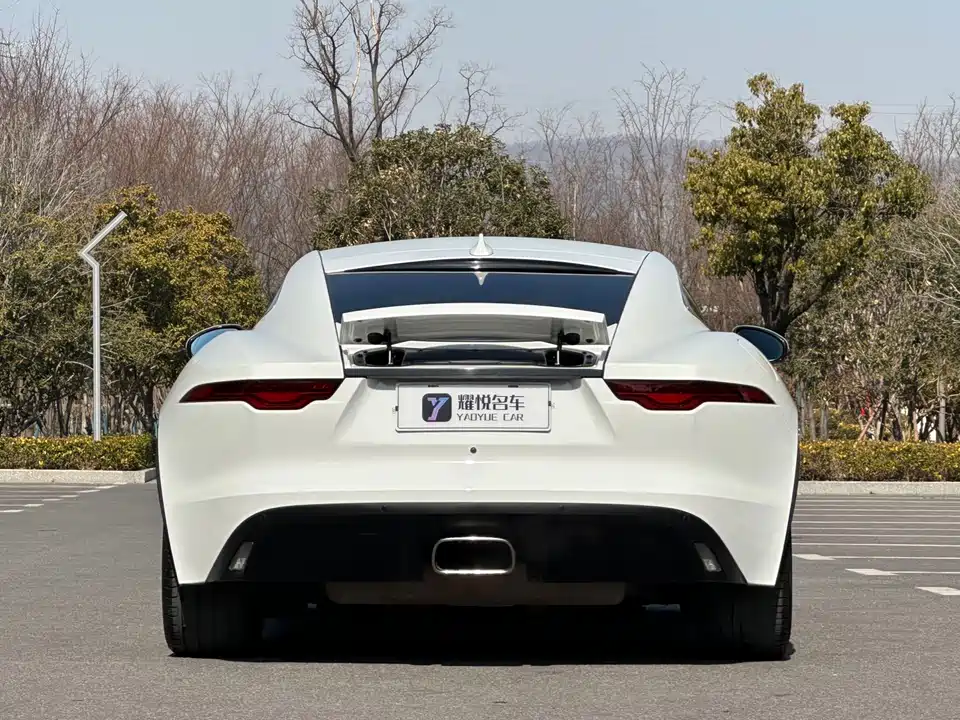 Jaguar F-TYPE