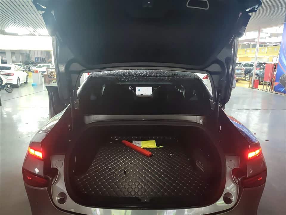 XPENG P7 XPENG P7