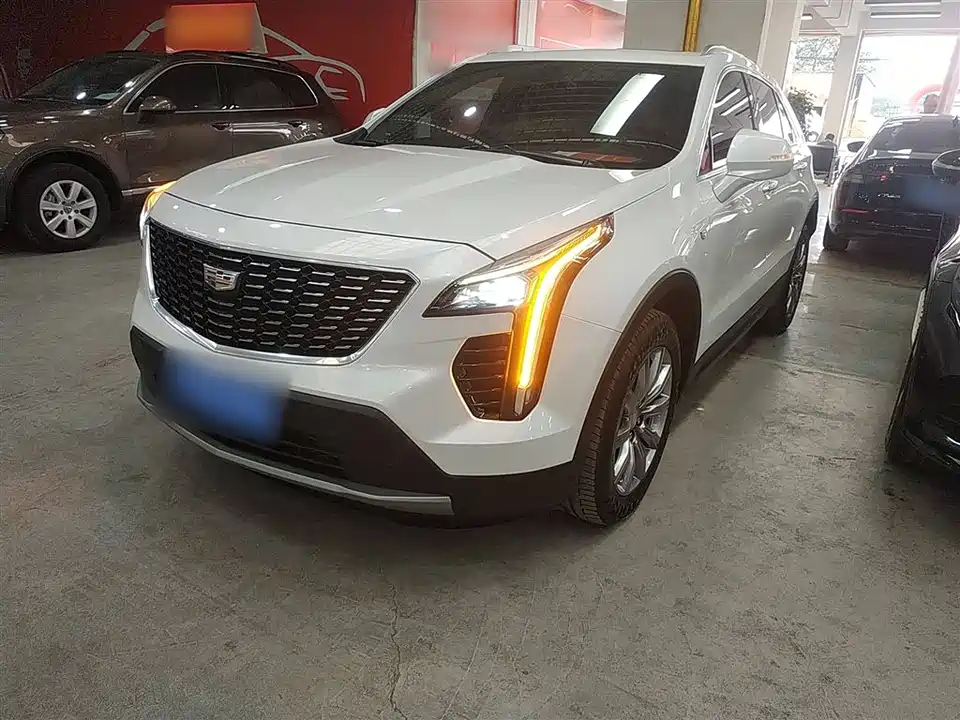 Cadillac XT4