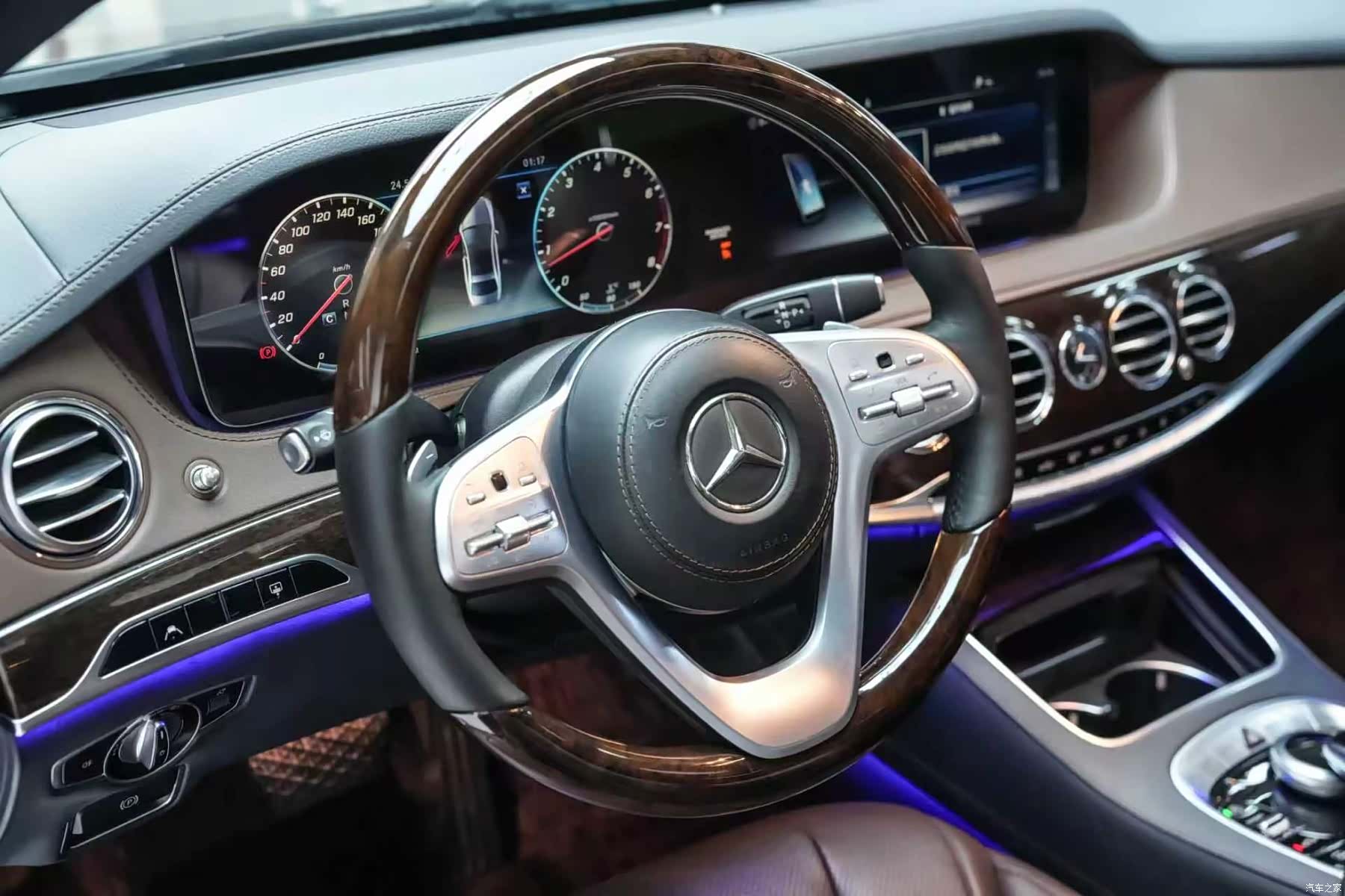 Mercedes-Benz S-Class, 2019 9