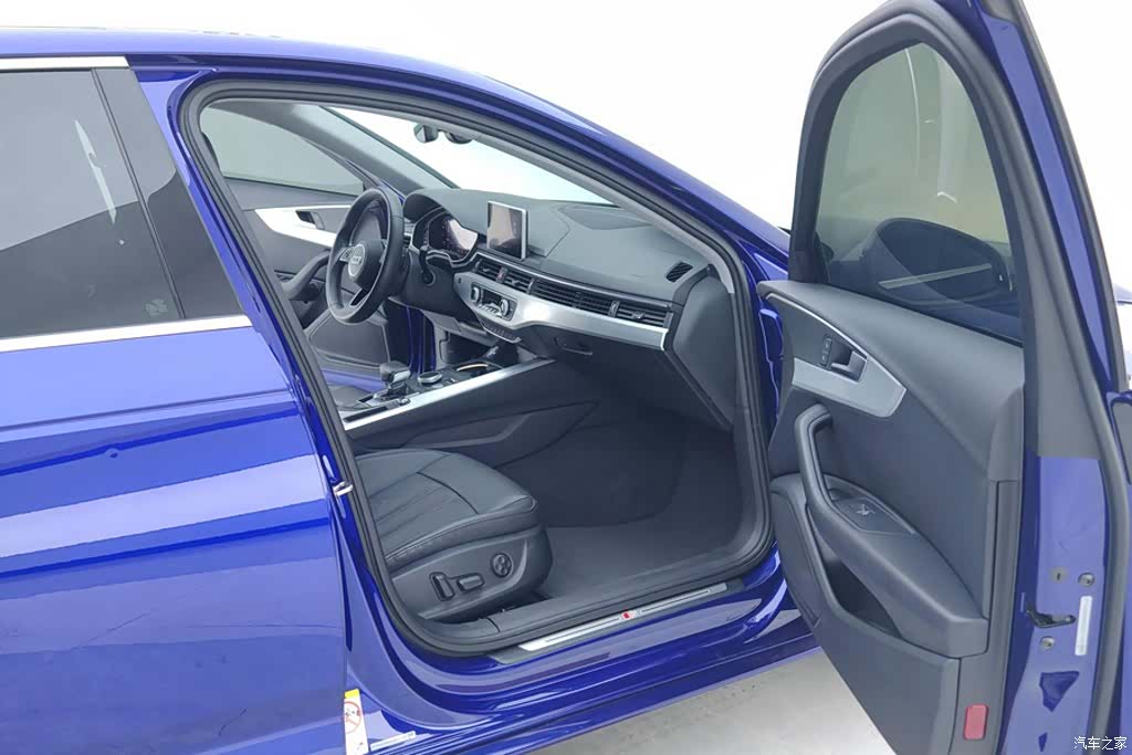 Audi A4L, 2019 8
