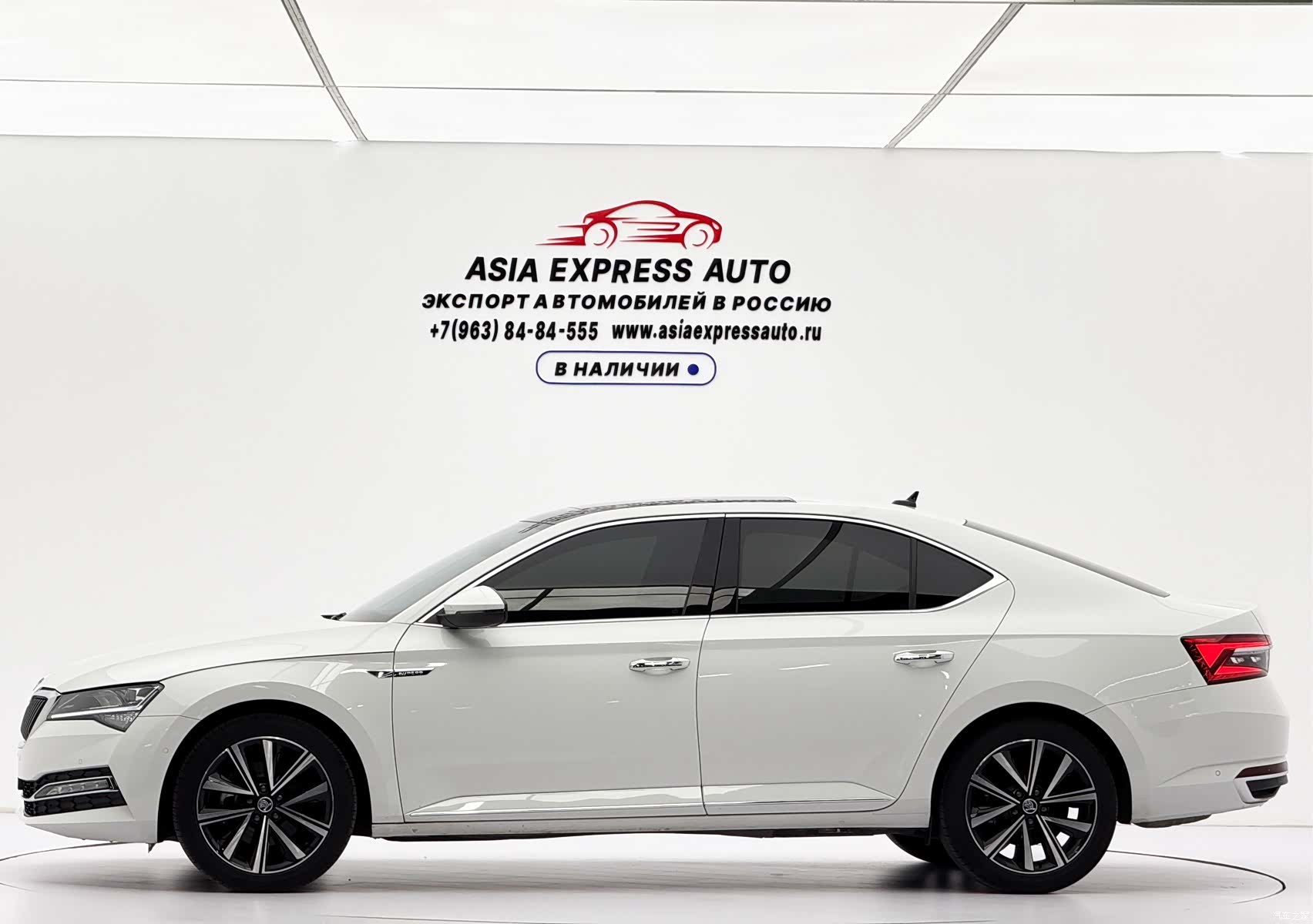 Skoda Superb, 2023 7