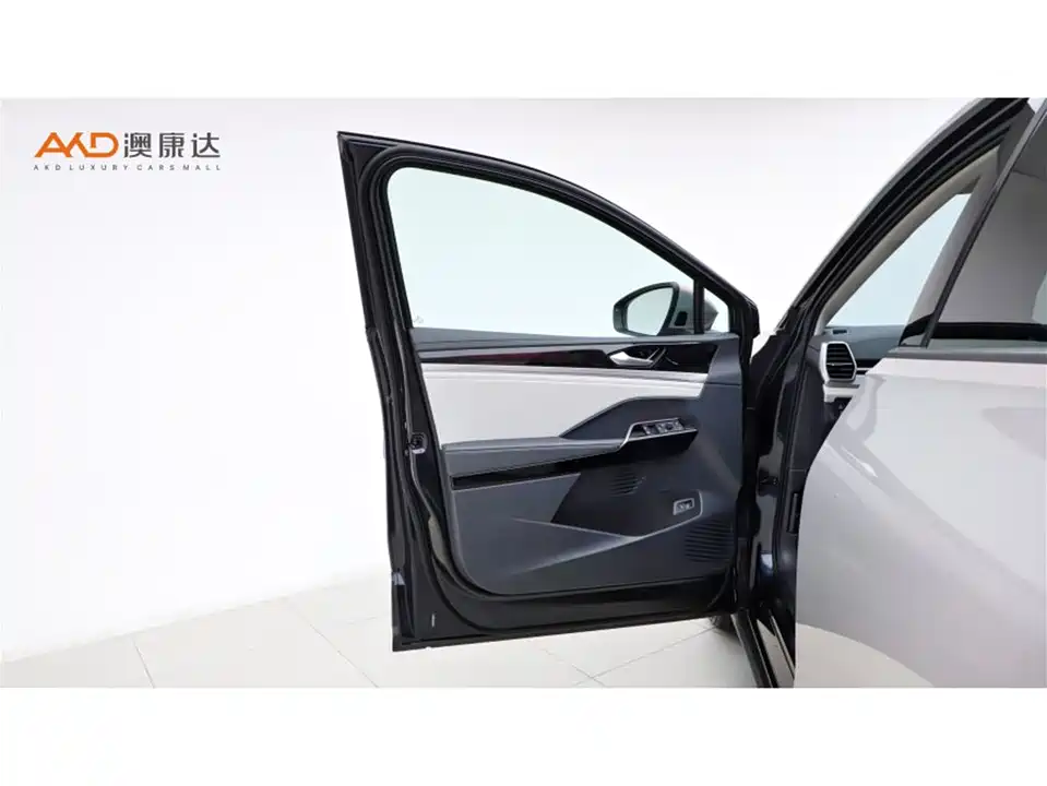 Volkswagen ID.6 CROZZ