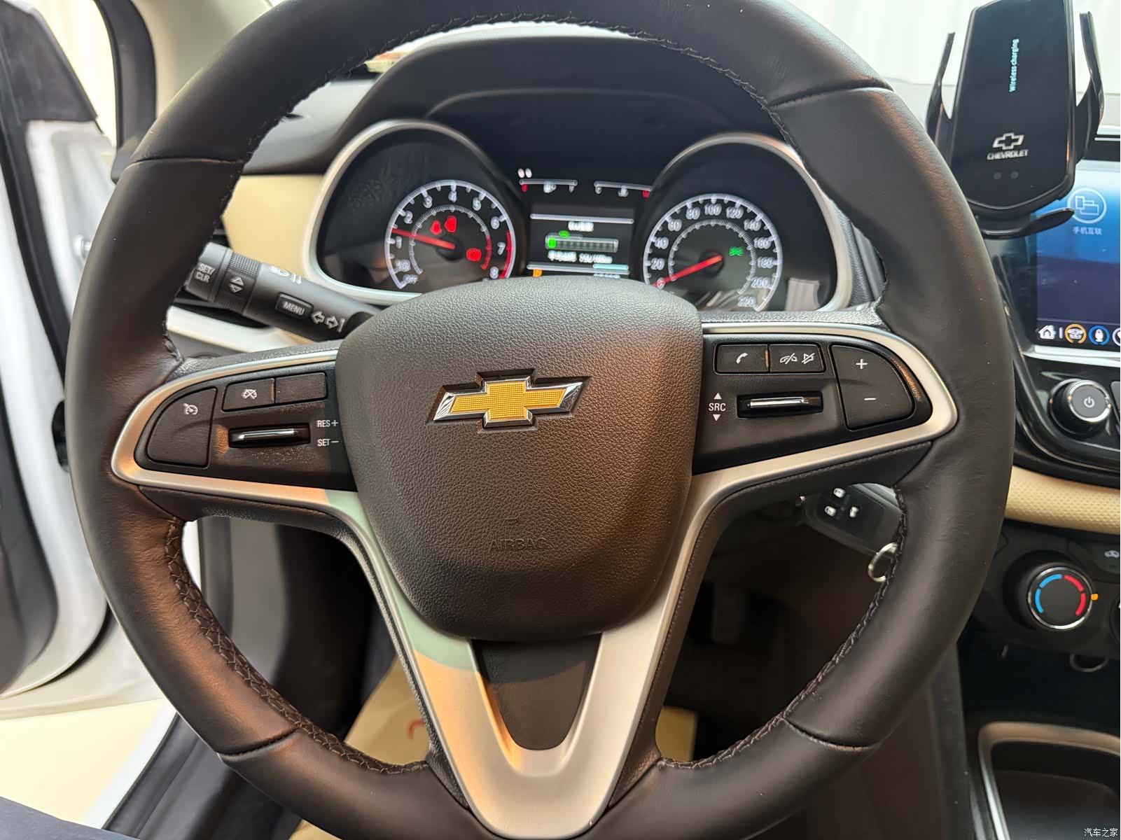 Chevrolet 320, 2022 10