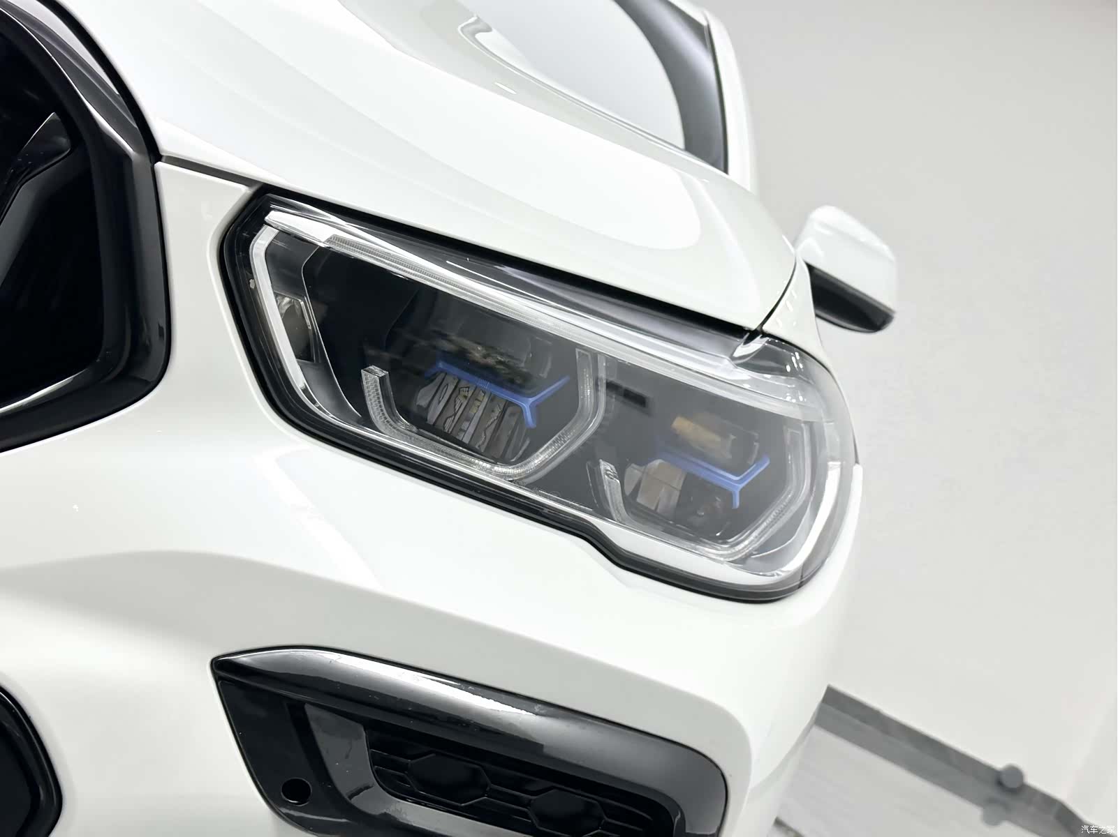 BMW X6, 2023 20
