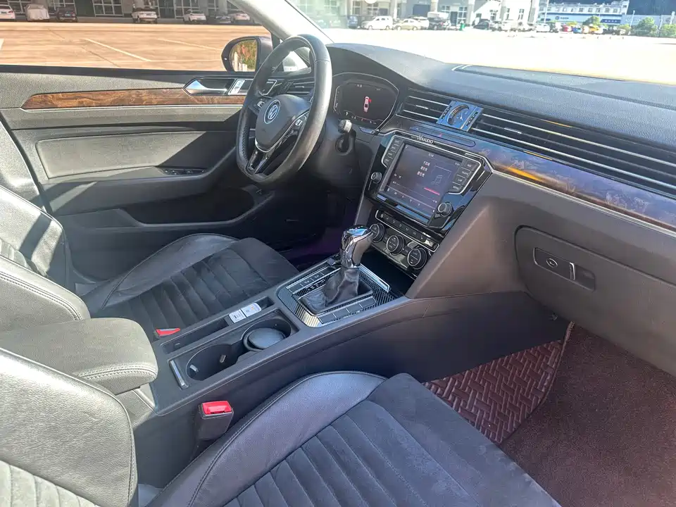Volkswagen Magotan