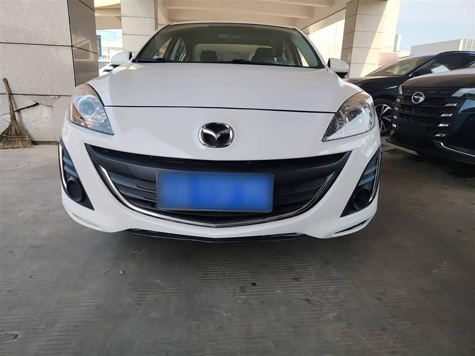 Mazda 3 star Cheng Mazda 3 star Cheng