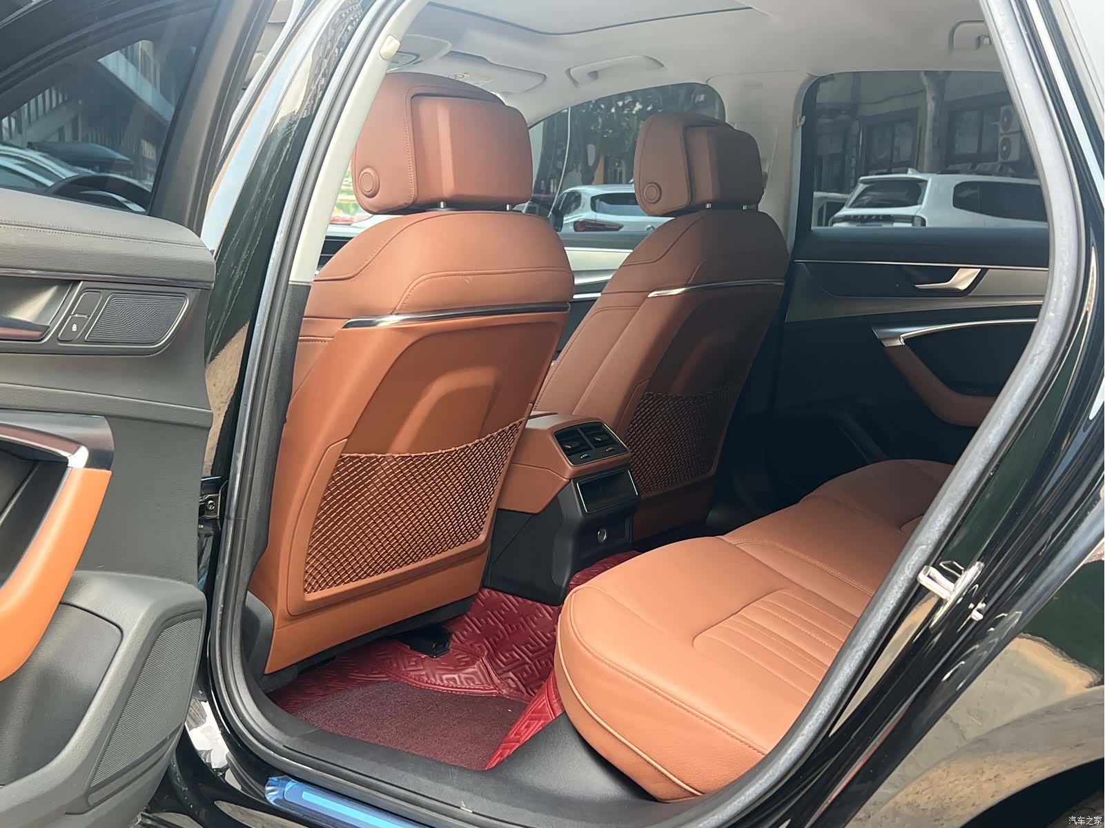 Audi A6L, 2019 9