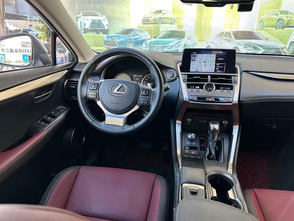 Lexus NX