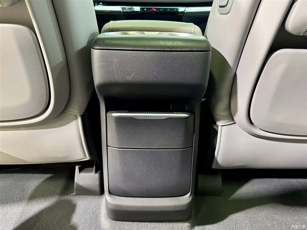 Buick GL8, 2025 20