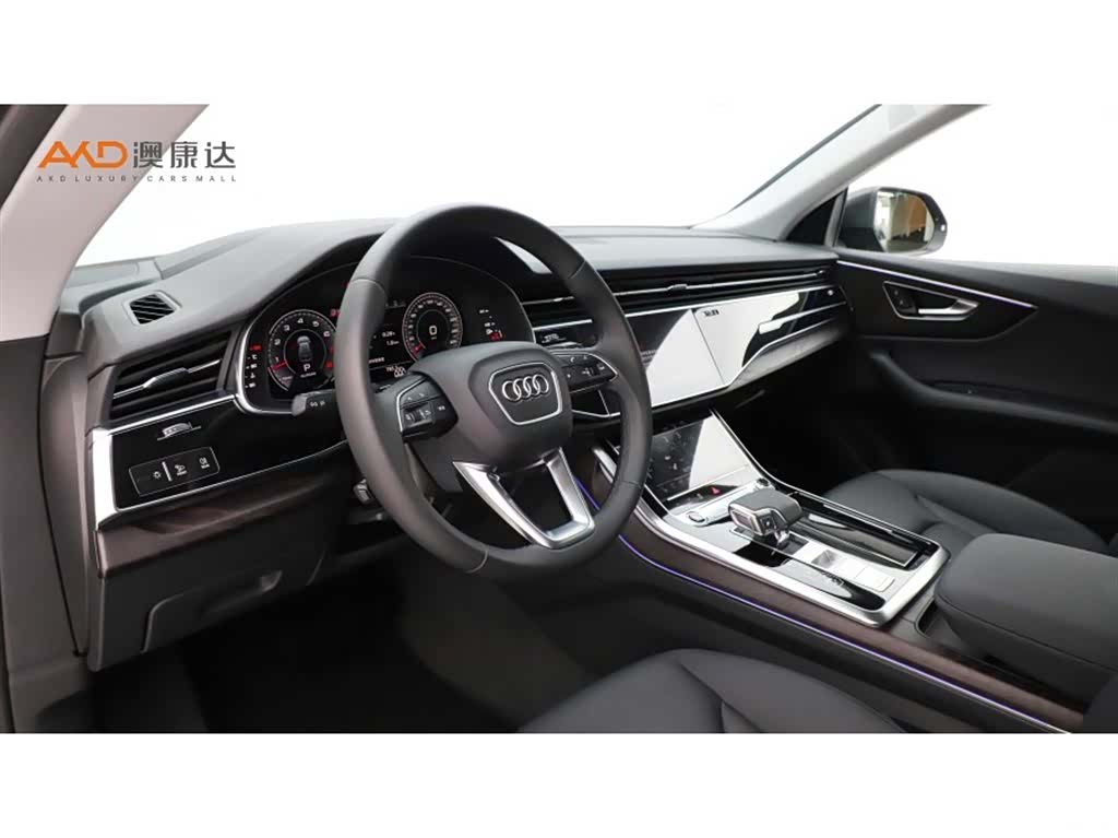 Audi Q8, 2023 6