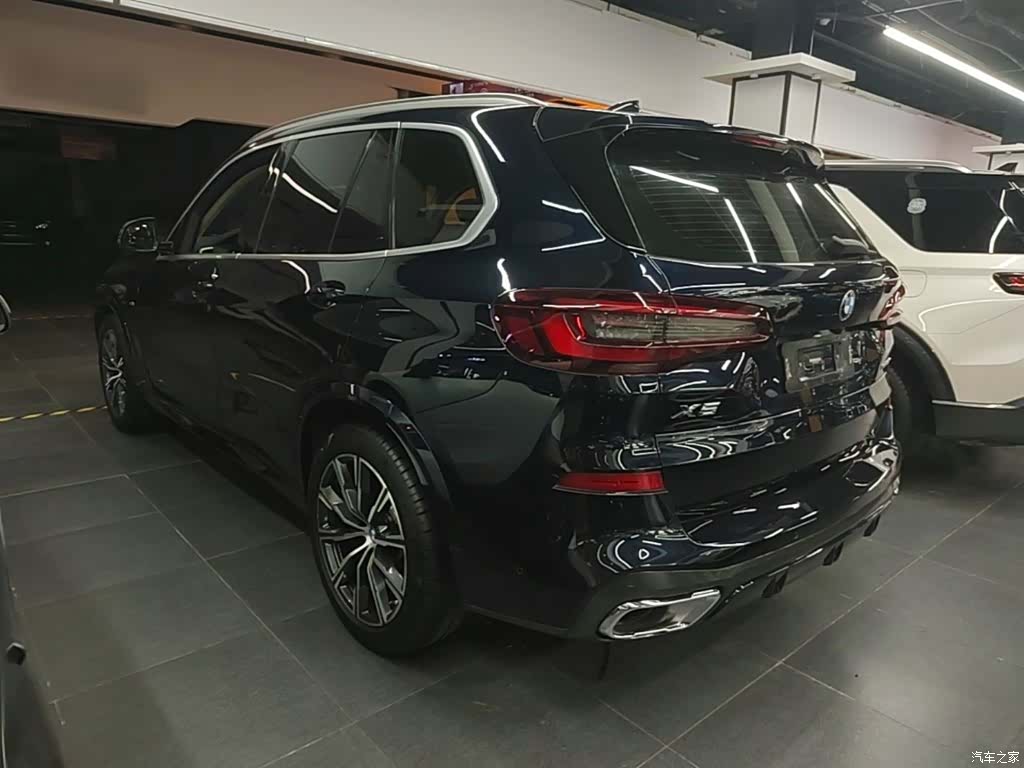 BMW X5, 2021 все фото