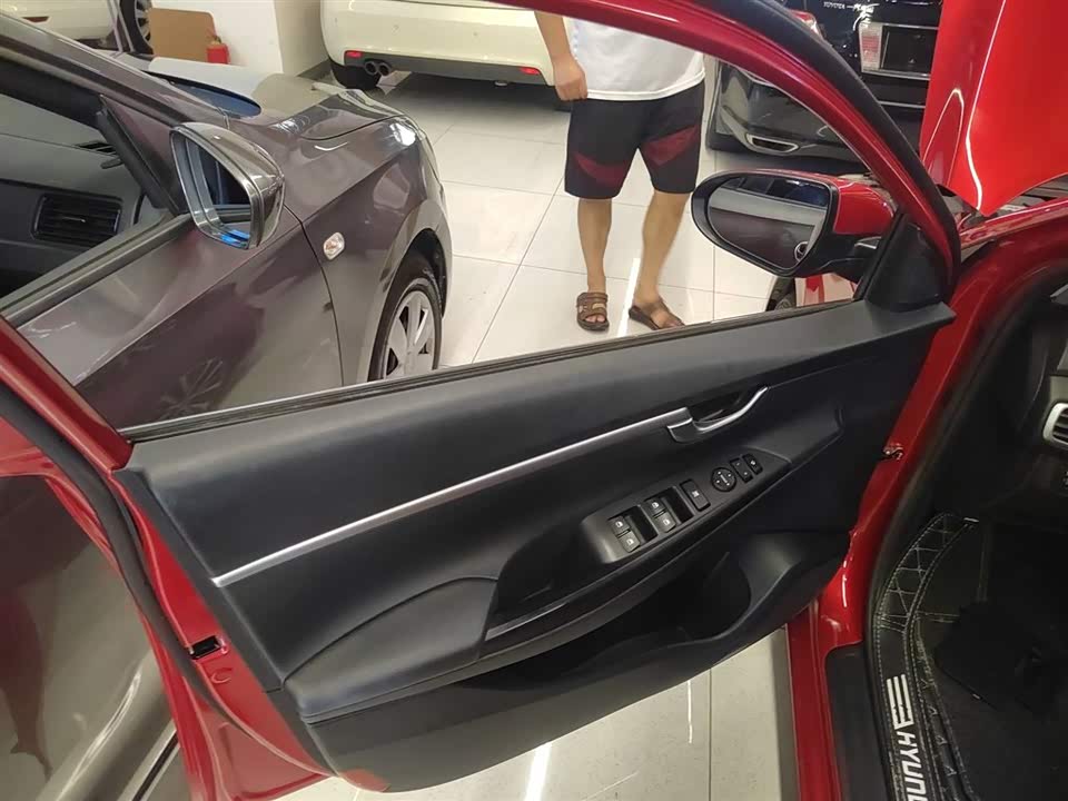 Hyundai Yuedong