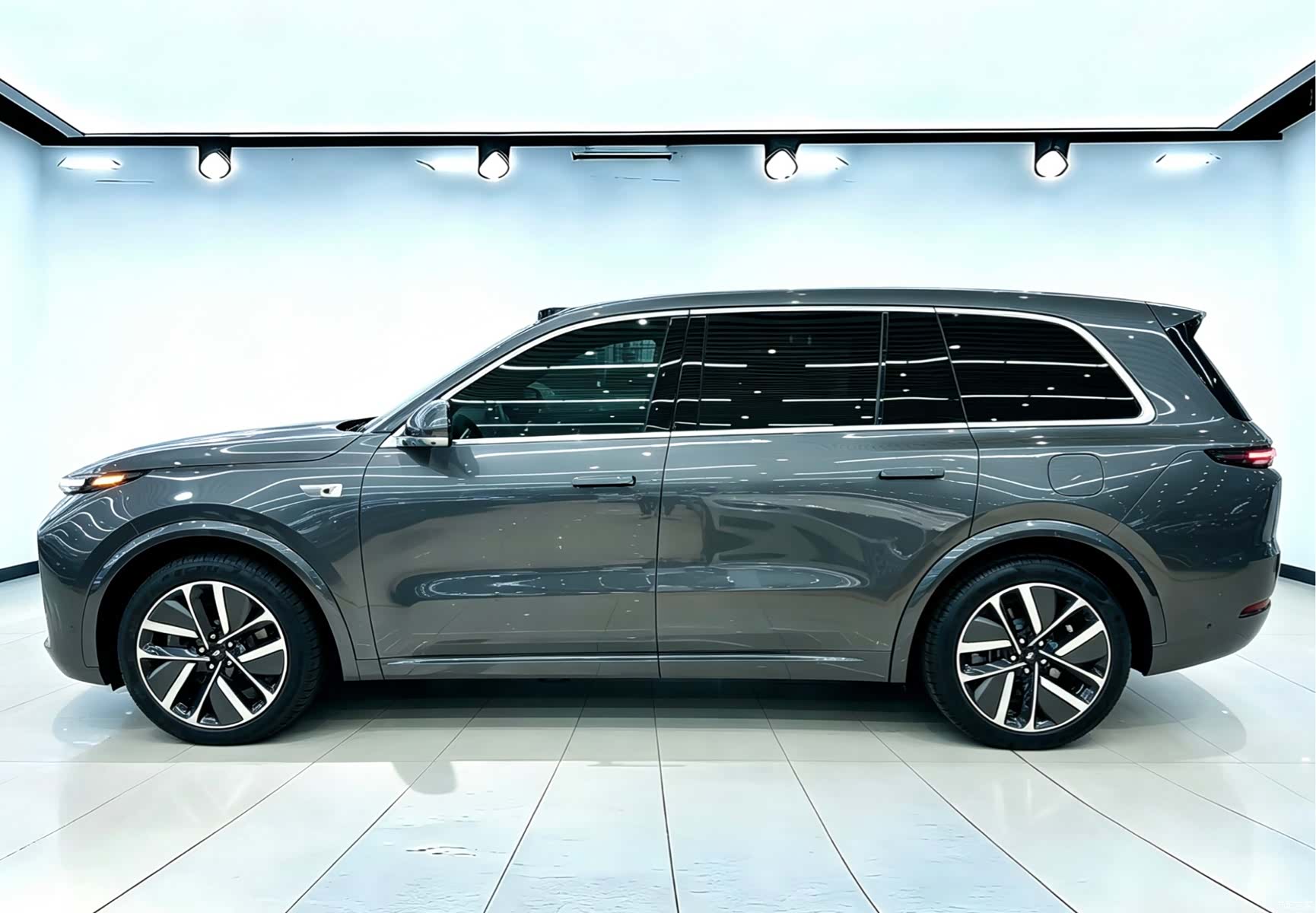 Li Auto L9, 2023 все фото