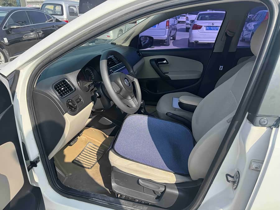Volkswagen Polo 2013, фото 4