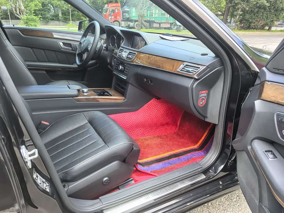 Mercedes-Benz E-class Mercedes-Benz E-class