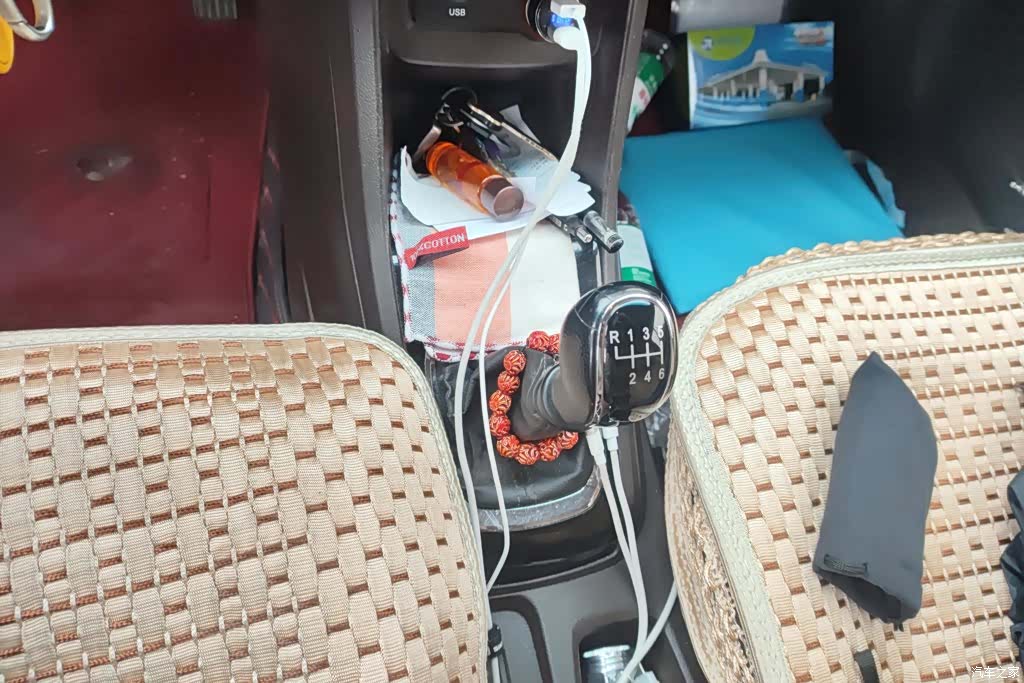 Wuling 310W, 2019 16