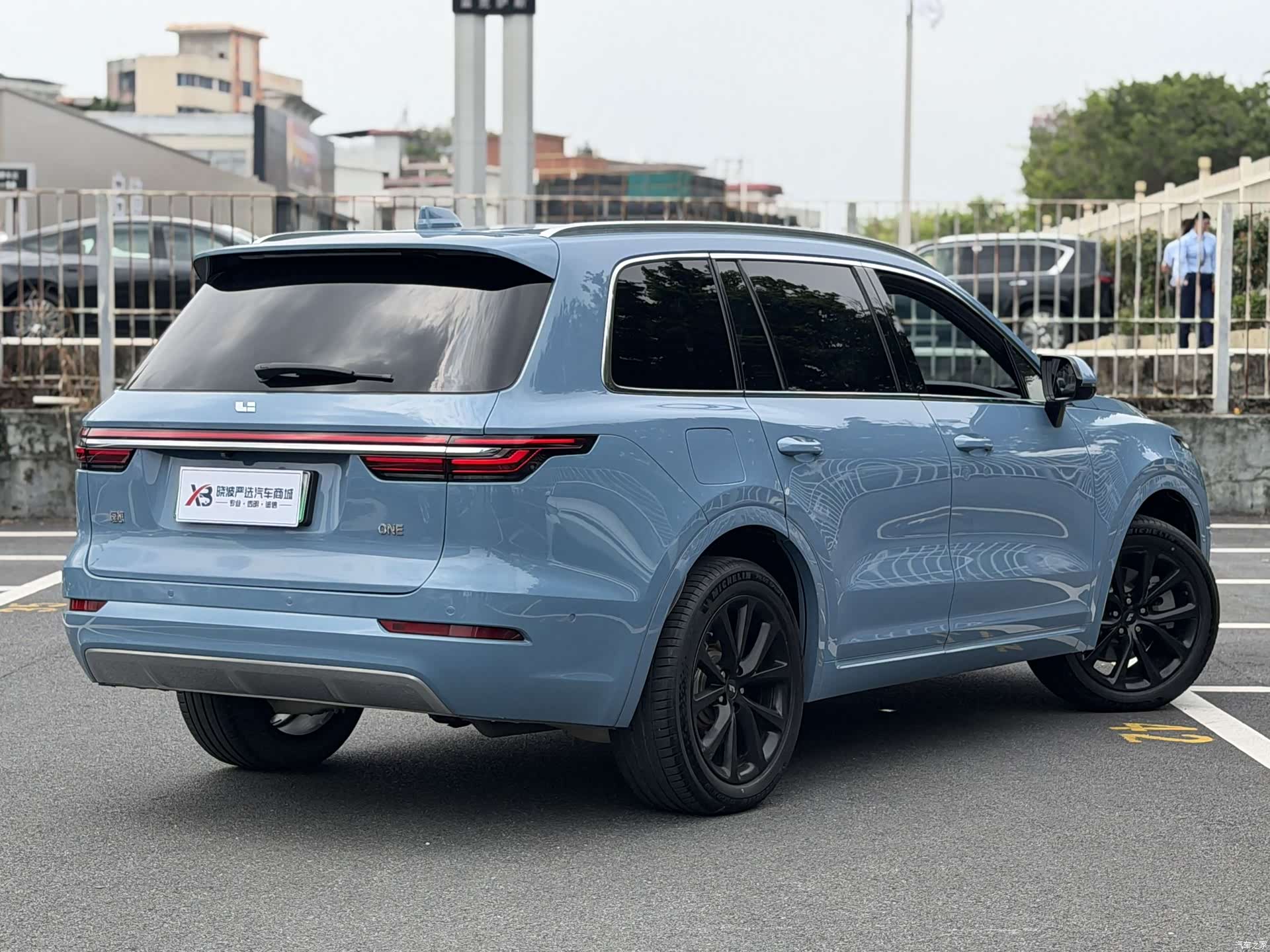 Li Auto ONE, 2022 4