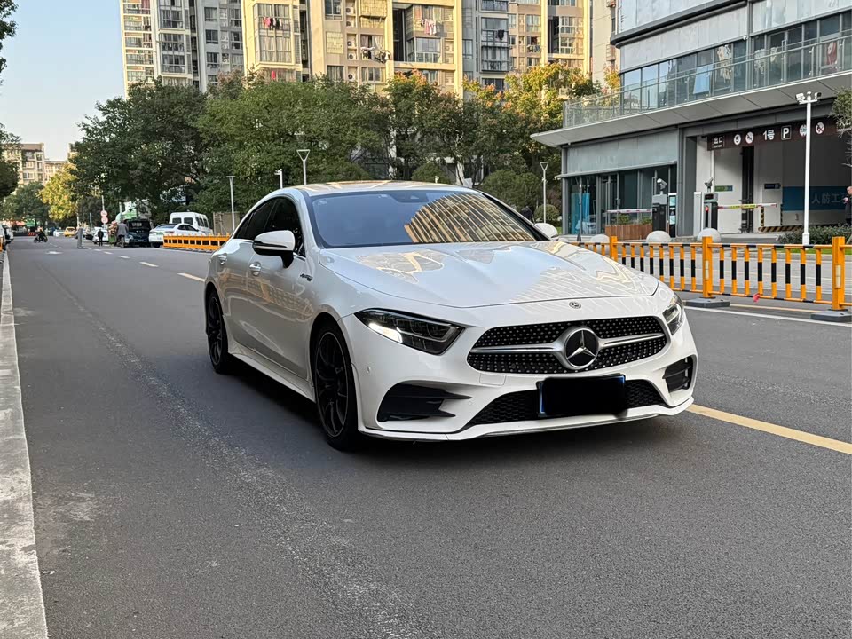 Mercedes-Benz CLS