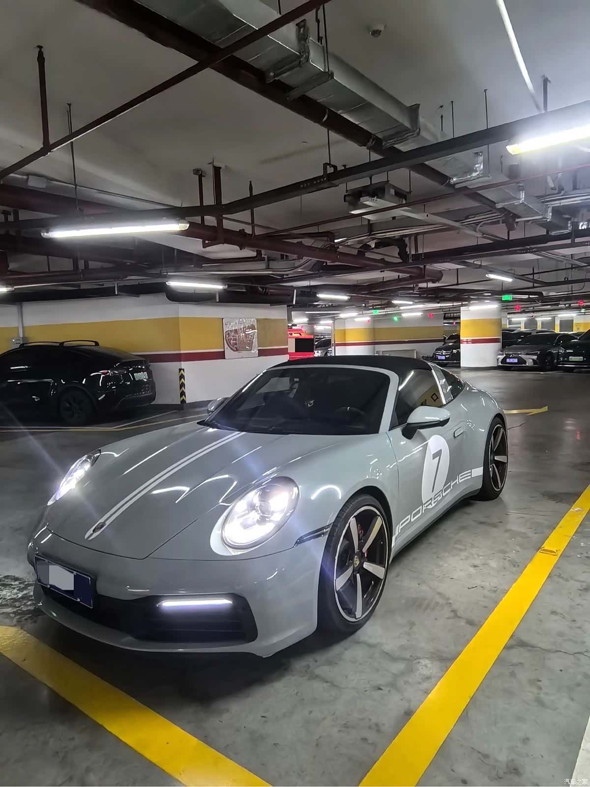 Porsche 911, 2021 1