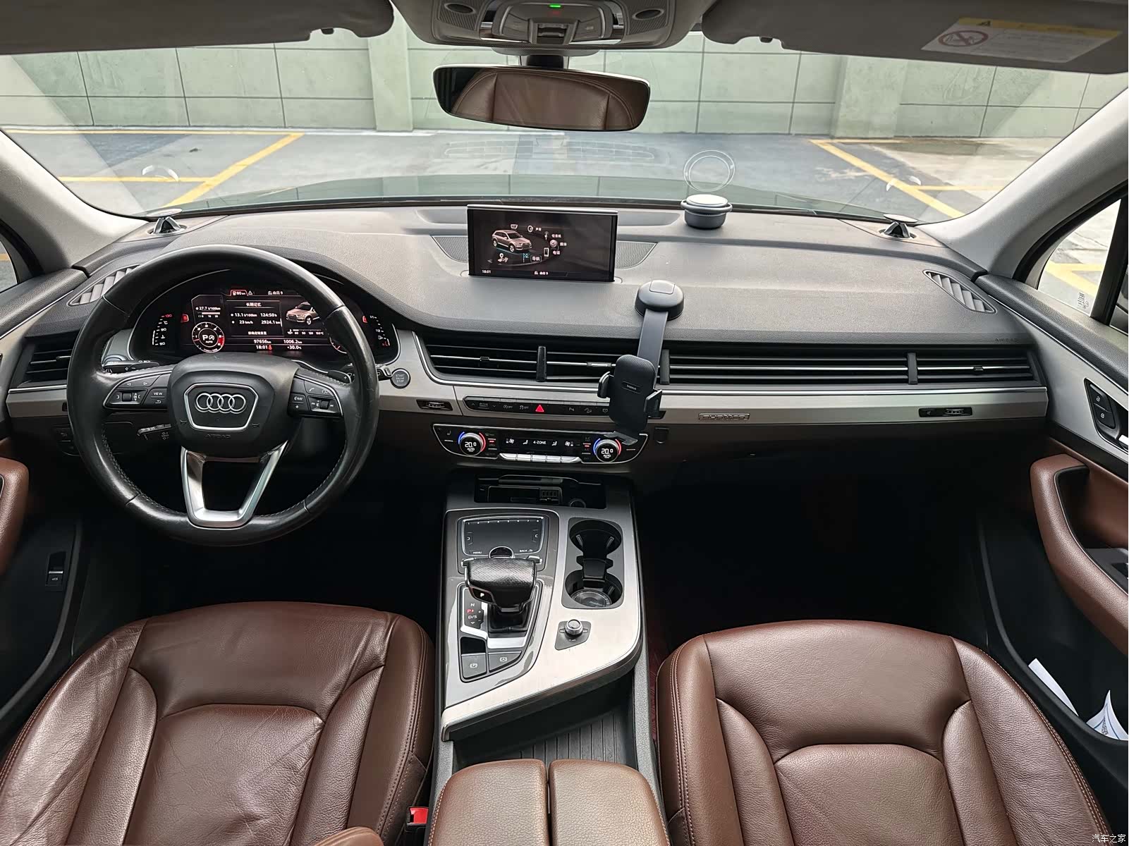 Audi Q7, 2018 все фото