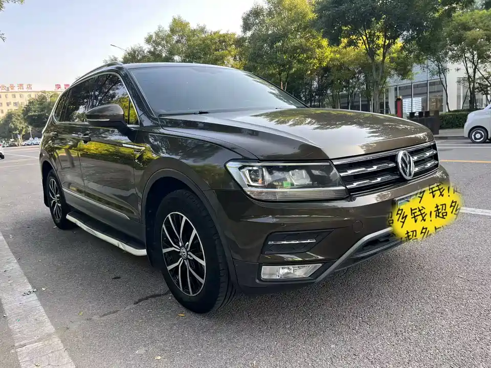 Volkswagen Tiguan L