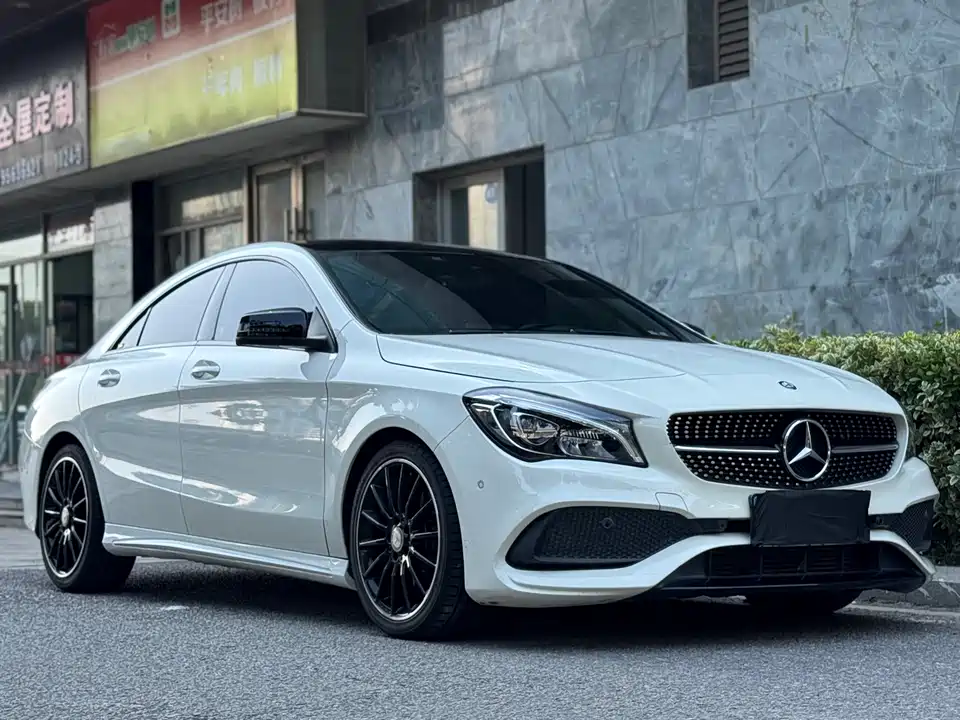 Mercedes-Benz CLA