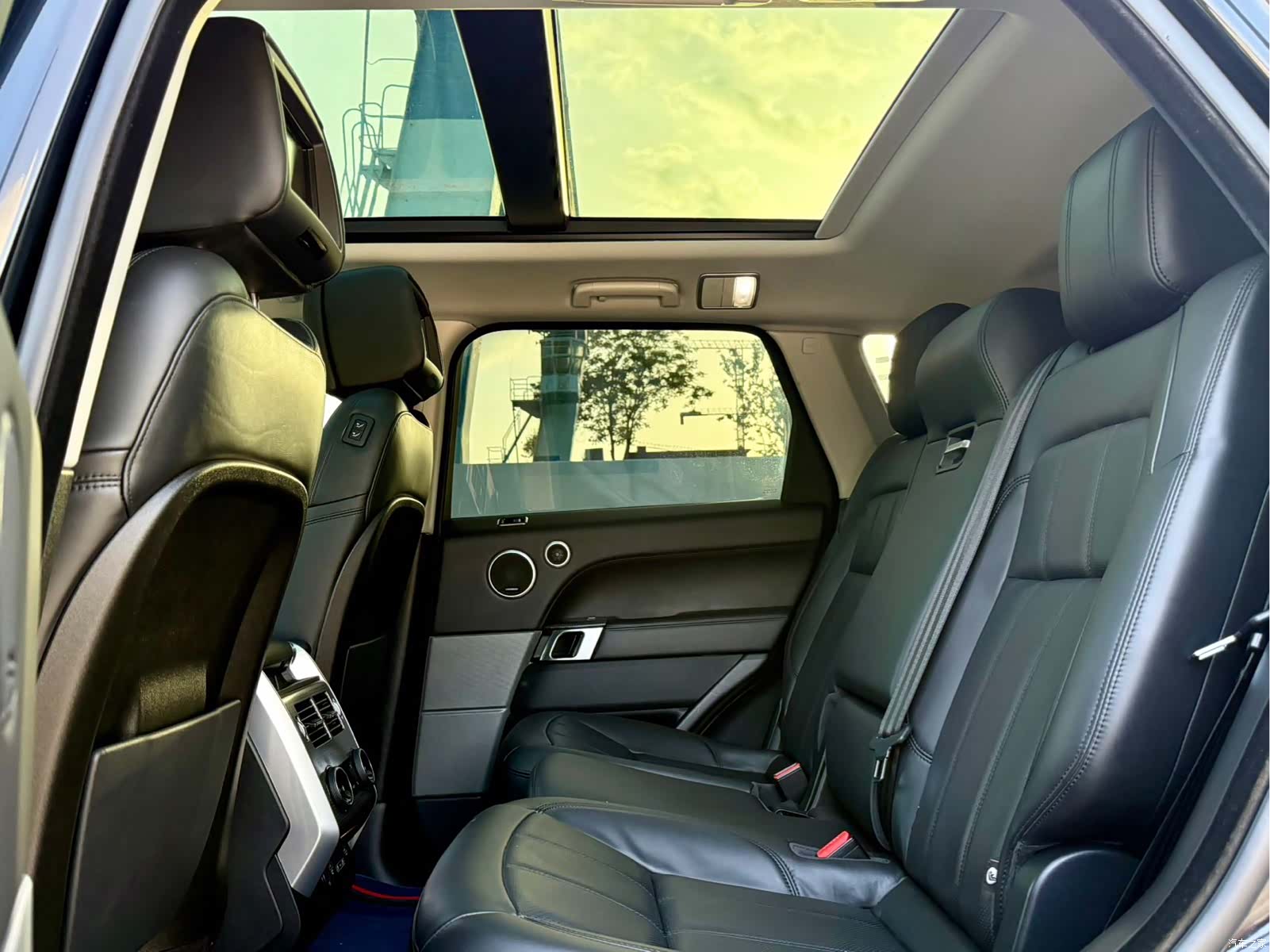 Land Rover Range Rover, 2018 11