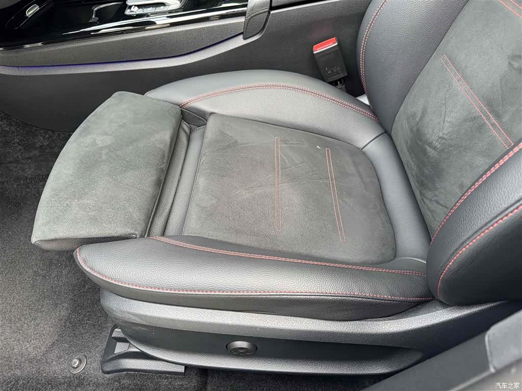 Mercedes-Benz A-Class, 2023 28
