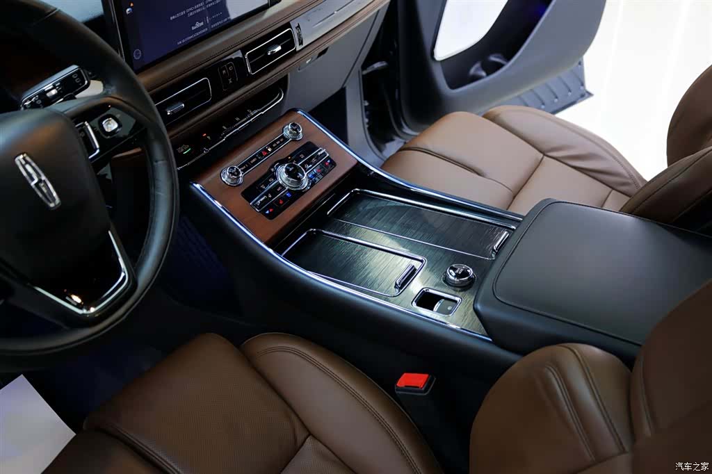 Lincoln Aviator, 2022 22